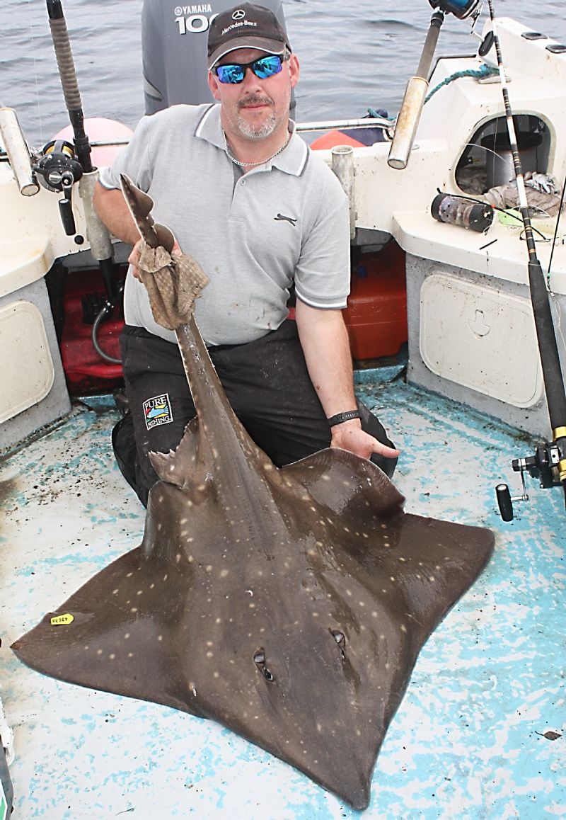 common skate, deepwater angling, offshore, terrys travels, specimens